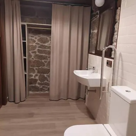 La Cuevona De Guitiriz,parga, En El Camino Norte Lugo 乡村民宿 *