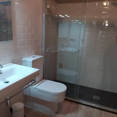 La Cuevona De Guitiriz,parga, En El Camino Norte Lugo 乡村民宿