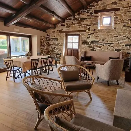 La Cuevona De Guitiriz,parga, En El Camino Norte Lugo Landhuis Parga